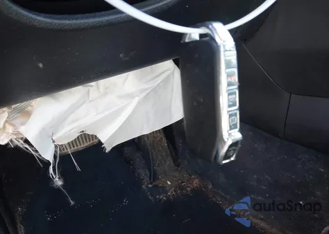 2021 Kia K5 Lxs z USA, uszkodzony, nr VIN 5XXG14J26MG053017